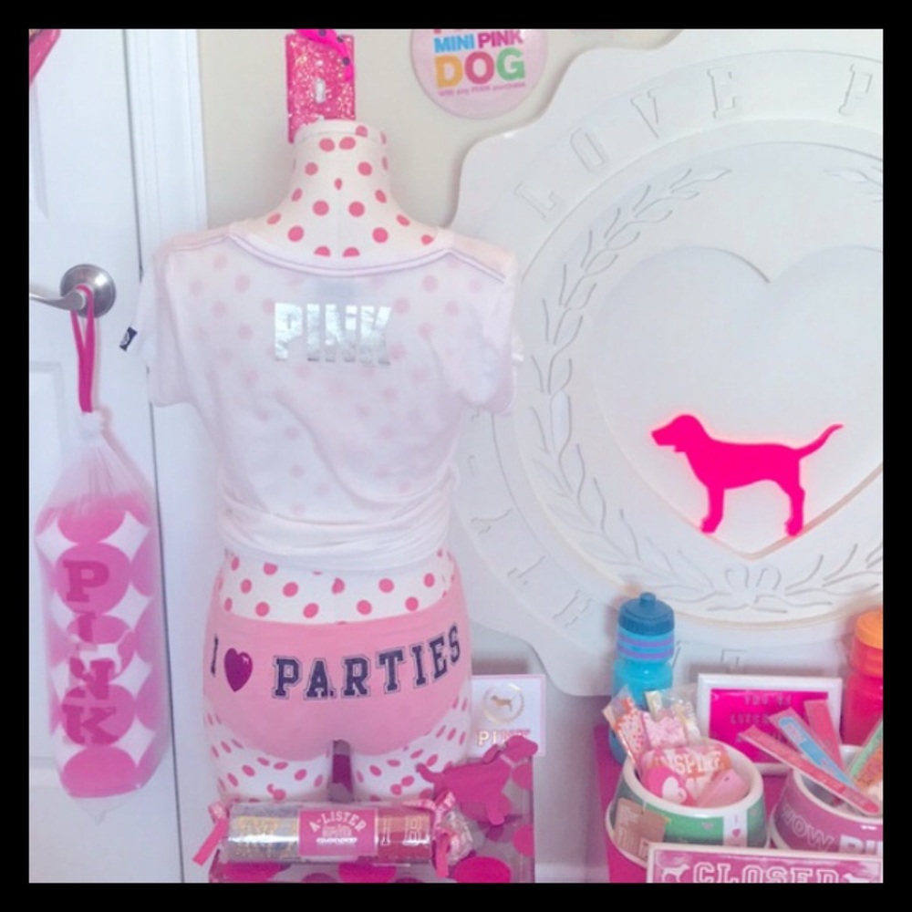 💕✨ⓅⒾⓃⓀ ⓋⓈ VINTAGE Bling “I💖PARTIES” Tee✨💕 - Picture 4 of 13